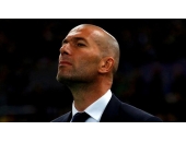 Zinedine Zidane xứng đáng là thương vụ thế kỉ của Real Madrid và bóng đá thế giới